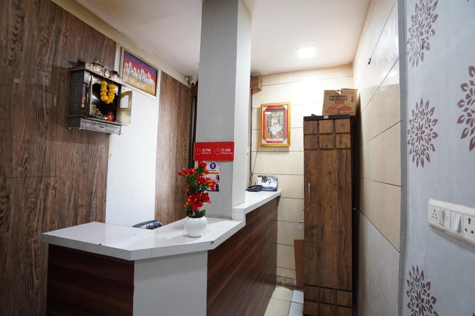 Hotel Sai Inn, Ahmedabad Airport Εξωτερικό φωτογραφία
